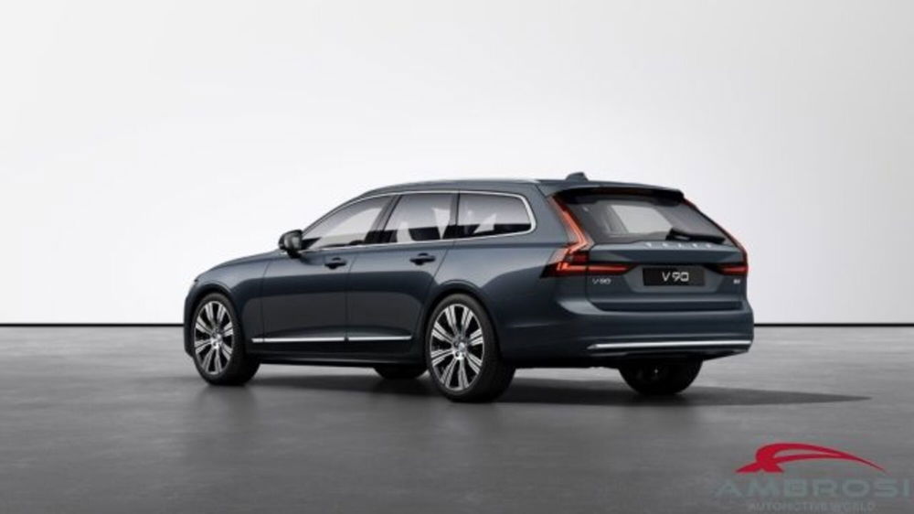 Volvo V90 nuova a Perugia (3)