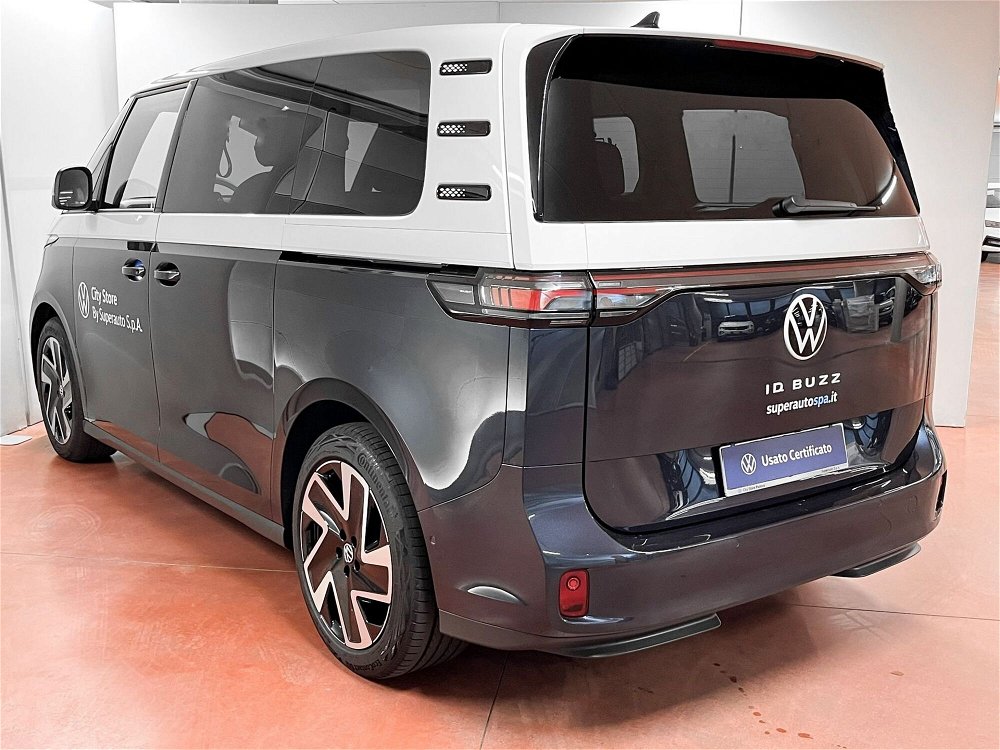 Volkswagen ID.Buzz 77 kWh Pro del 2022 usata a Padova (4)