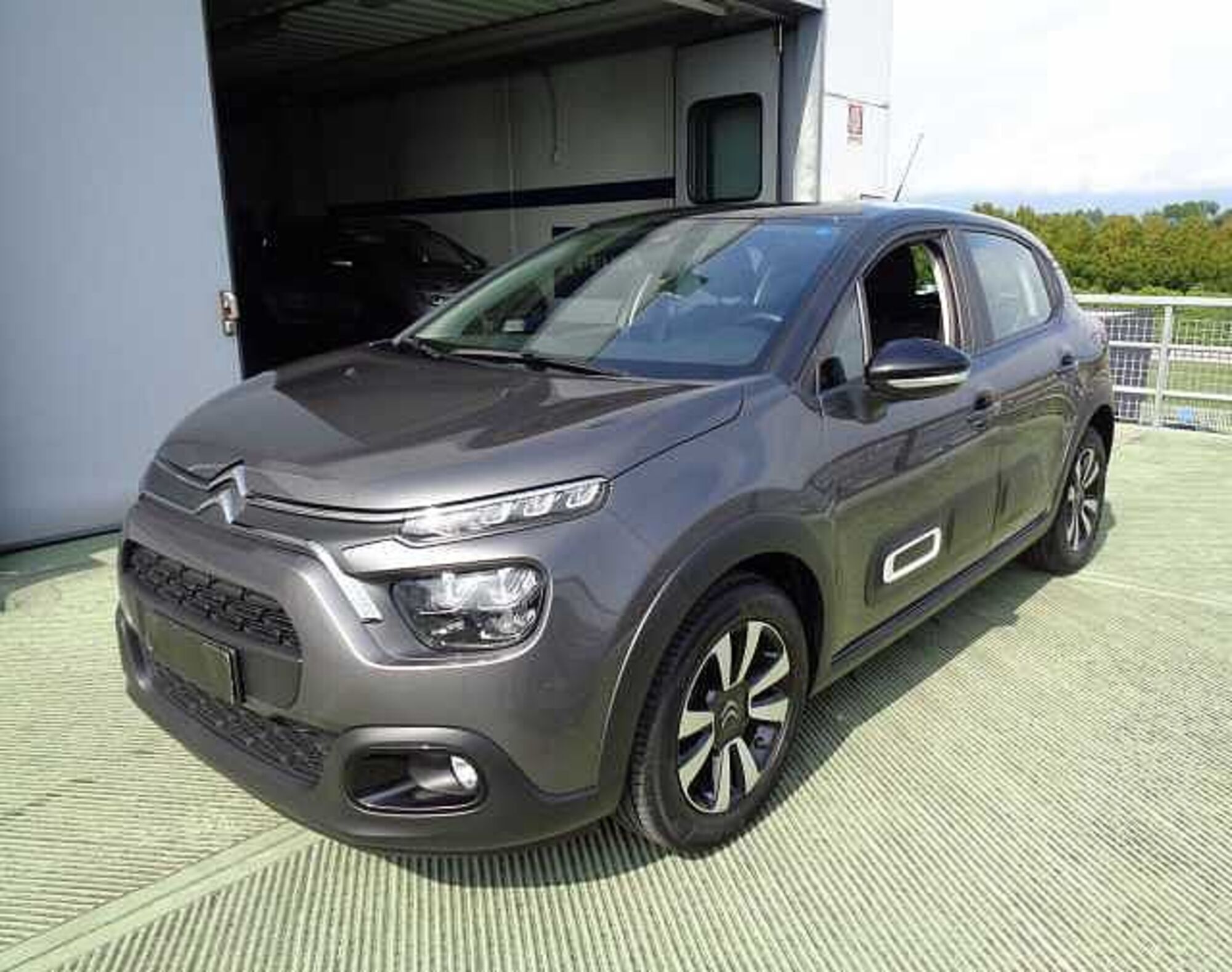 Citroen C3 PureTech 83 S&amp;S Shine  del 2021 usata a Castelfranco Veneto