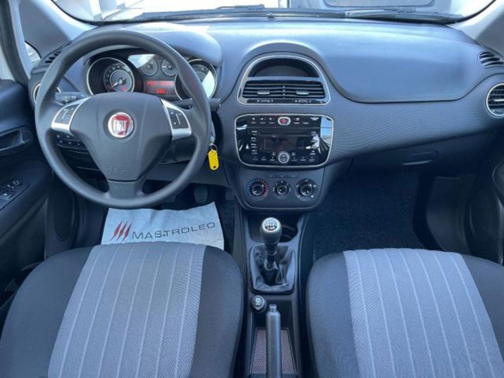 Fiat Punto usata a Lecce (18)