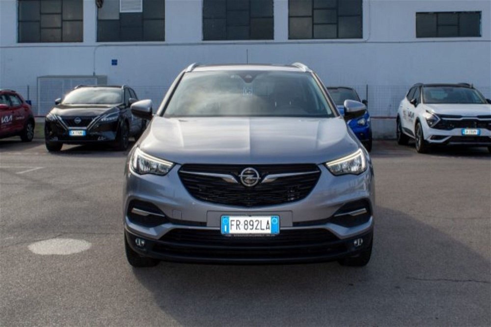 Opel Grandland X 1.6 diesel Ecotec Start&Stop Advance del 2018 usata a Fondi (2)
