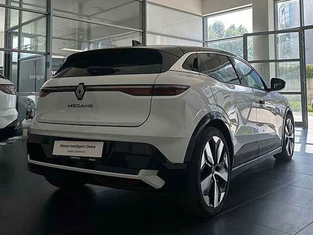 Renault Megane E-Tech Electric usata a Cosenza (7)