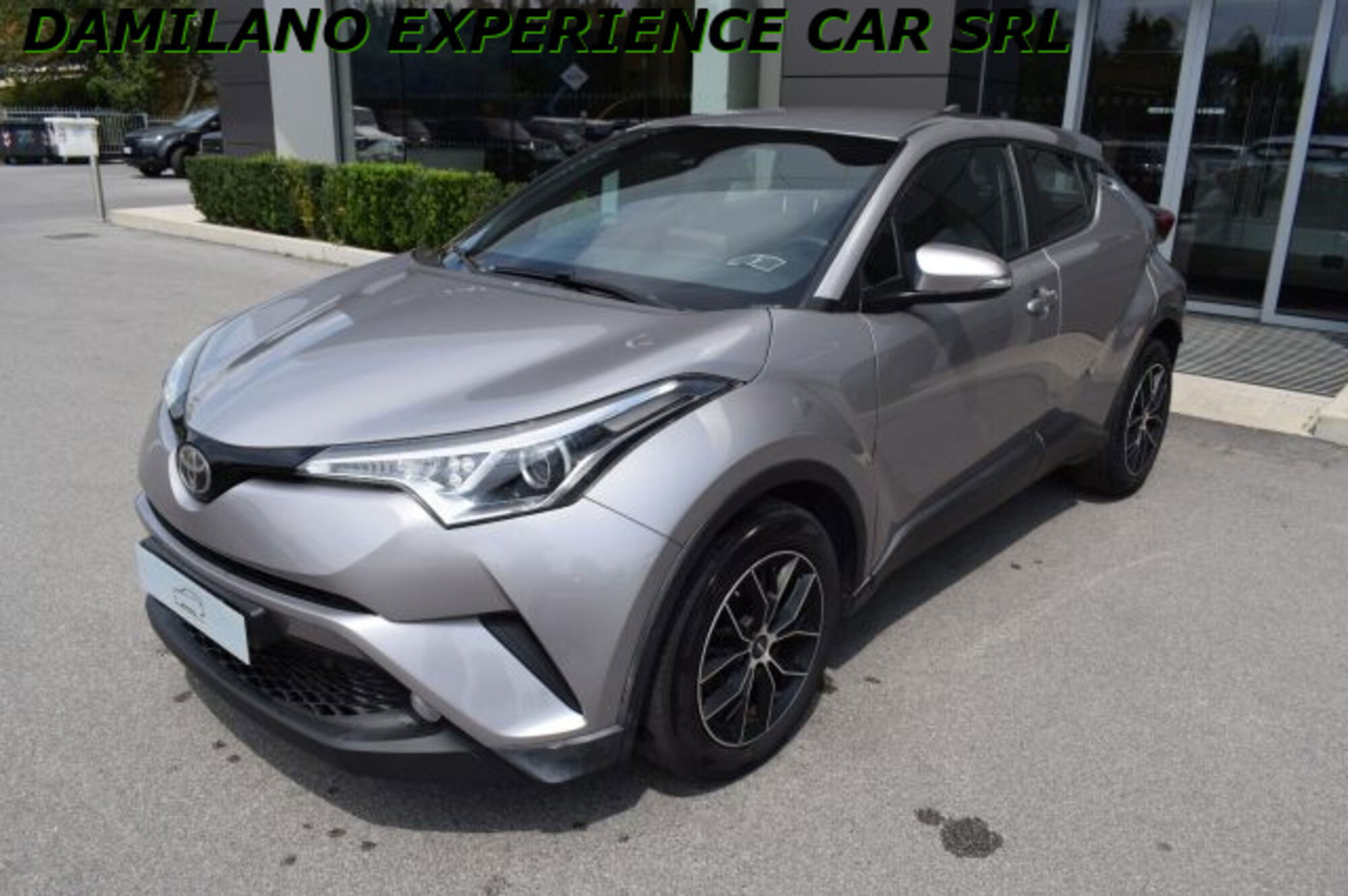 Toyota Toyota C-HR 1.2 Turbo Active  del 2017 usata a Cuneo