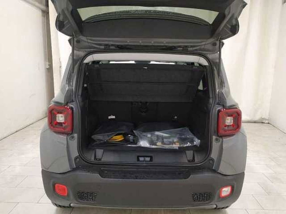 Jeep Renegade nuova a Cuneo (7)