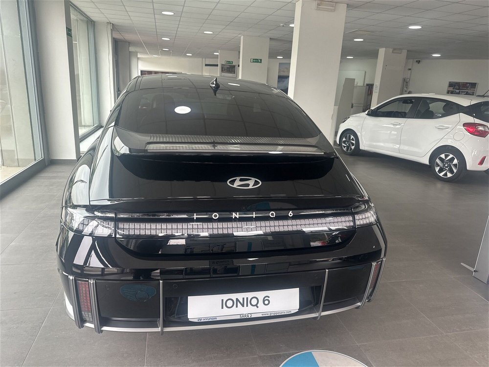 Hyundai Ioniq 6 6 77.4 kWh Evolution nuova a Mercogliano (5)