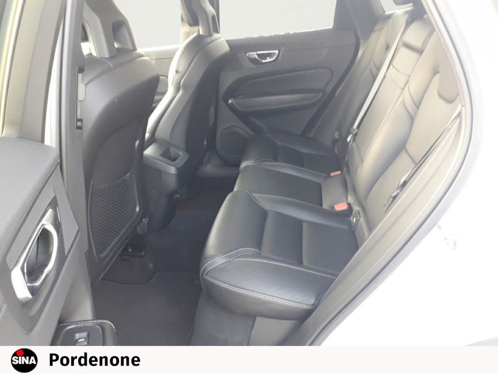 Volvo XC60 usata a Pordenone (10)