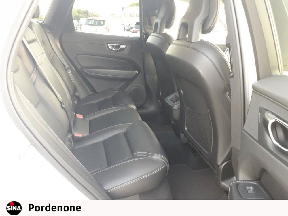 Volvo XC60 usata a Pordenone (19)