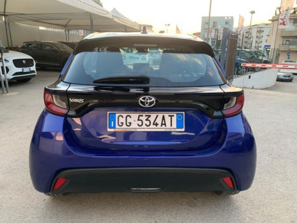 Toyota Yaris 1.0 5 porte Active  del 2021 usata a Alcamo (5)