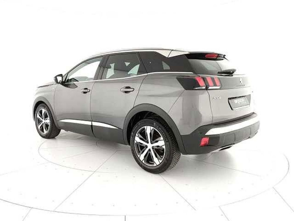 Peugeot 3008 BlueHDi 130 S&S GT Line  del 2019 usata a Teverola (4)