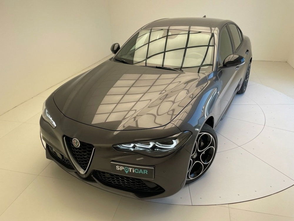 Alfa Romeo Giulia nuova a Como (15)