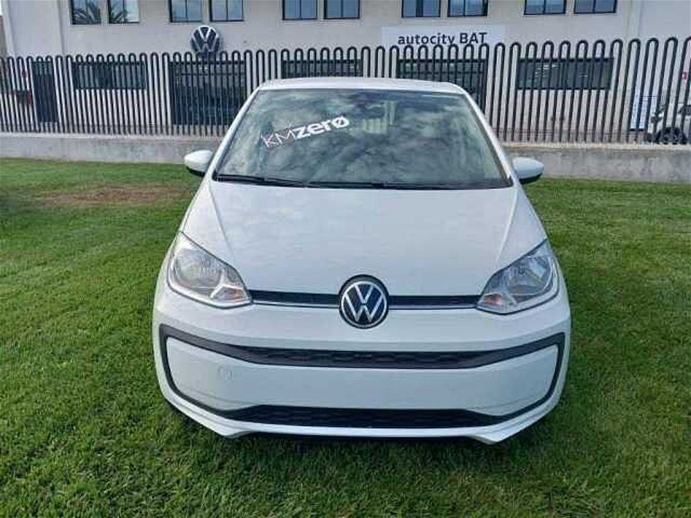 Volkswagen up! 5p. EVO move up! BlueMotion Technology nuova a Barletta (2)