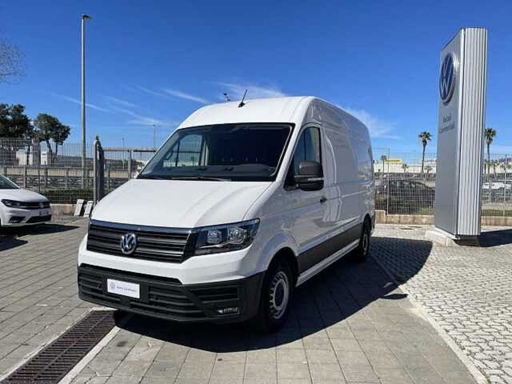 Volkswagen Veicoli Commerciali Crafter Furgone 35 2.0 TDI 140CV PL-TM Furgone Business del 2018 usata a Barletta