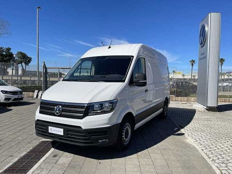 Volkswagen Veicoli Commerciali Crafter Telaio 35 2.0 TDI 140CV 4Motion PL Cabinato Business  del 2018 usata a Barletta