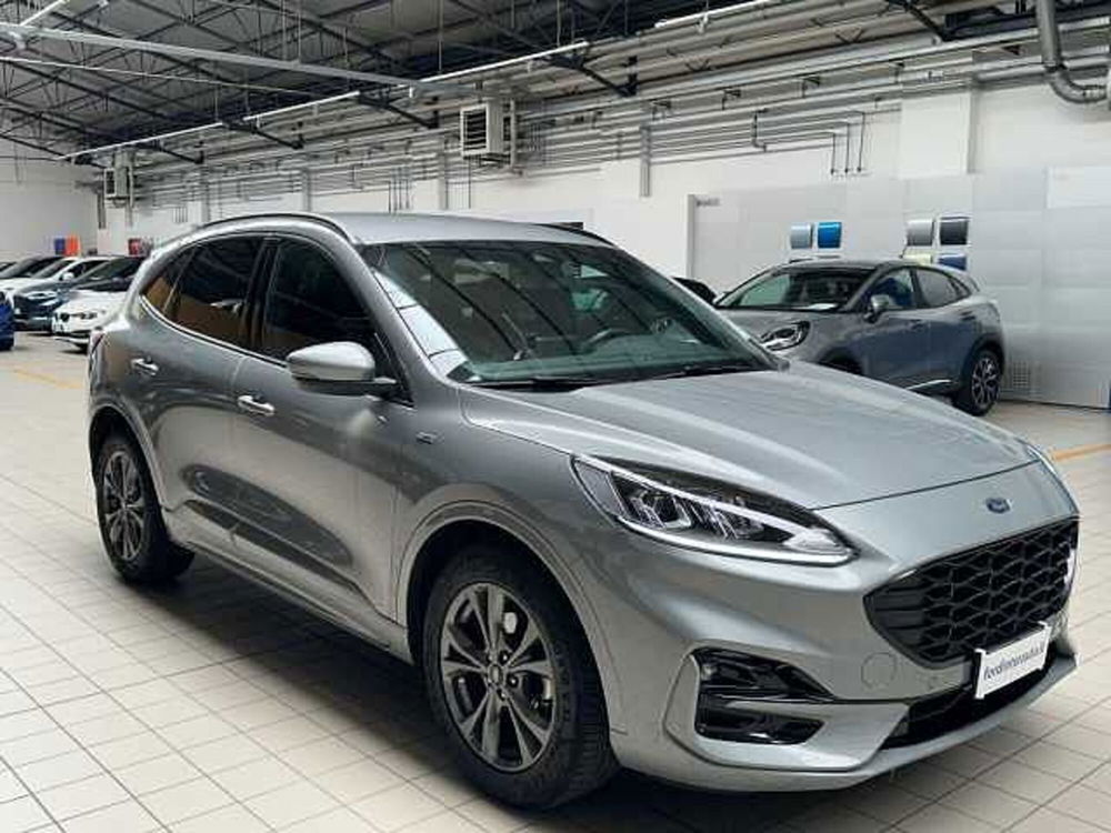 Ford Kuga usata a Milano (11)