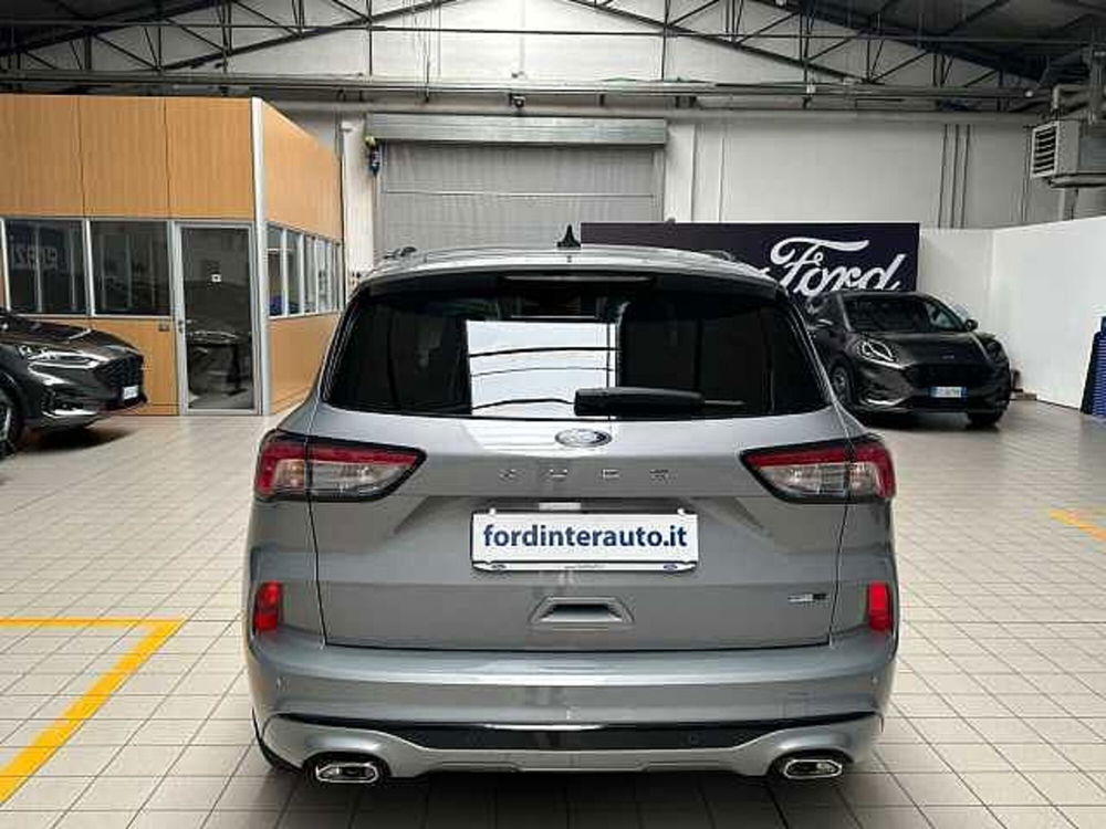 Ford Kuga usata a Milano (13)