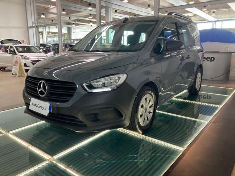 Mercedes-Benz Citan Tourer Long 110 cdi del 2022 usata a Reggio nell'Emilia (3)