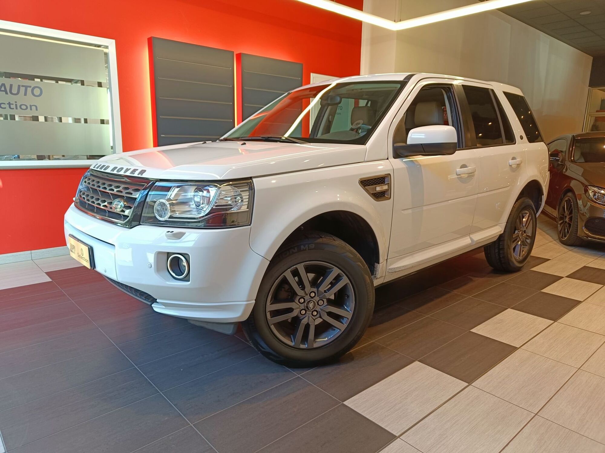 Land Rover Freelander 2.2 TD4 S.W. XS  del 2014 usata a Serravalle Pistoiese