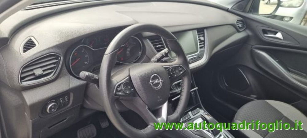 Opel Grandland X usata a Savona (10)