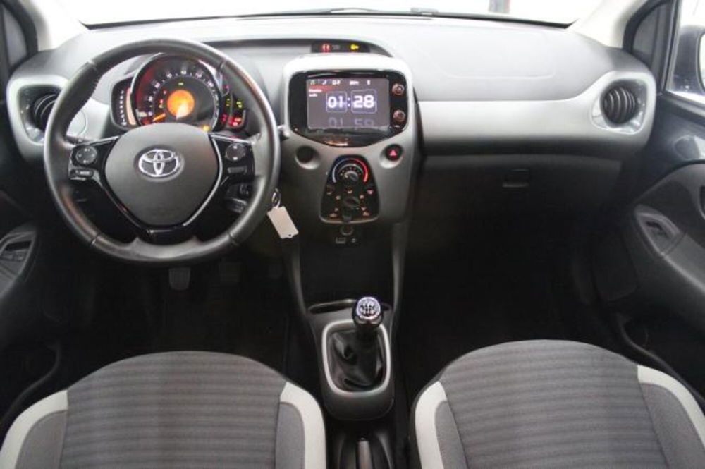 Toyota Aygo usata a Potenza (7)