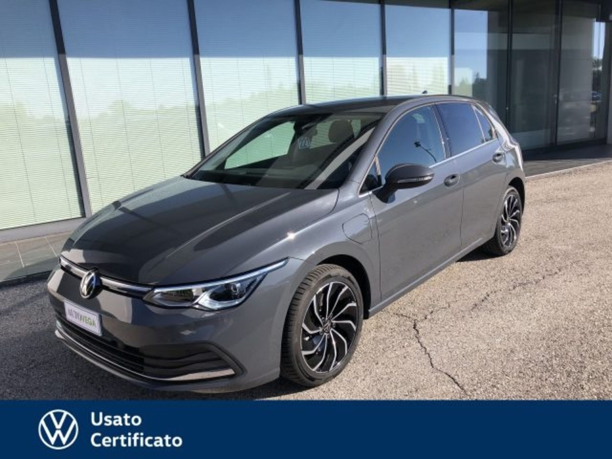 Volkswagen Golf 1.5 tsi ehybrid Style 204cv dsg del 2022 usata a Arzignano