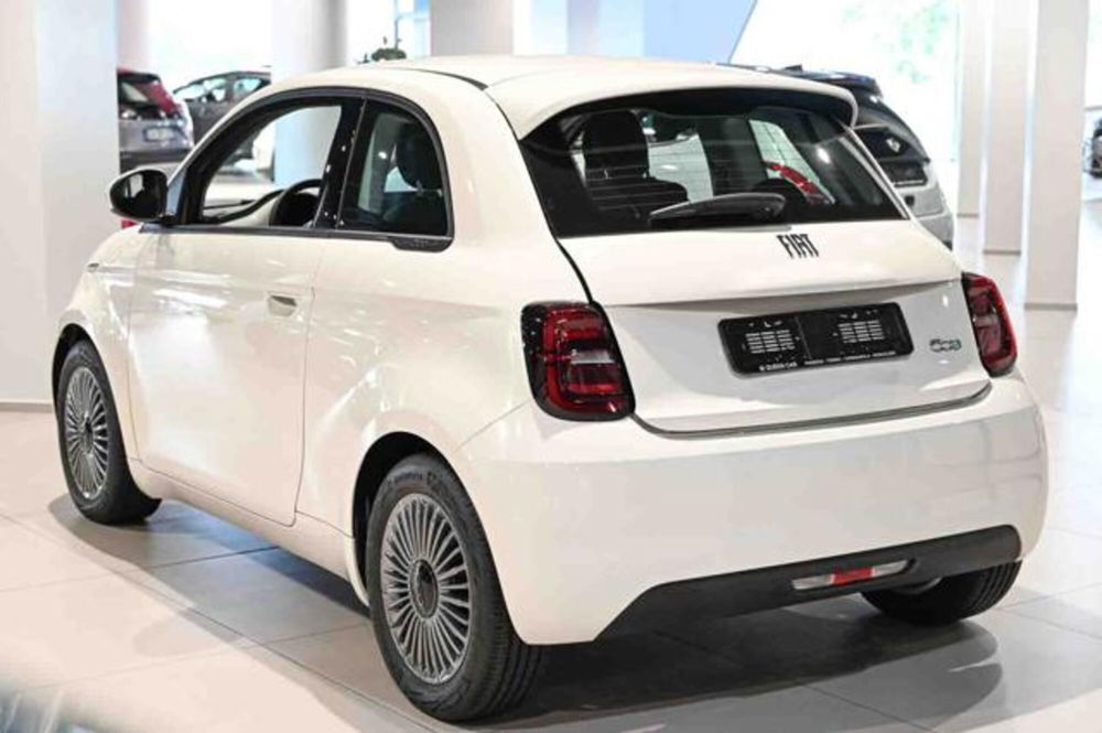 Fiat 500e nuova a Torino (6)