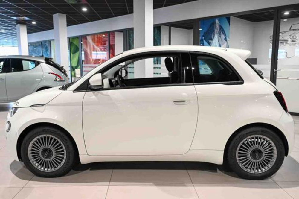 Fiat 500e nuova a Torino (7)