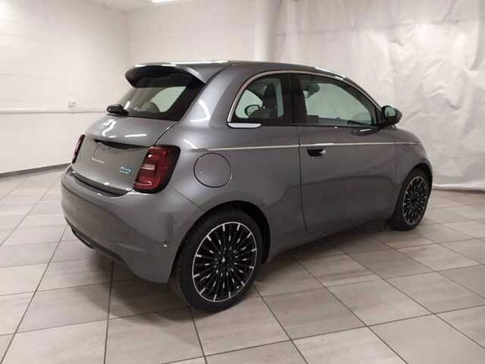 Fiat 500e nuova a Cuneo (5)