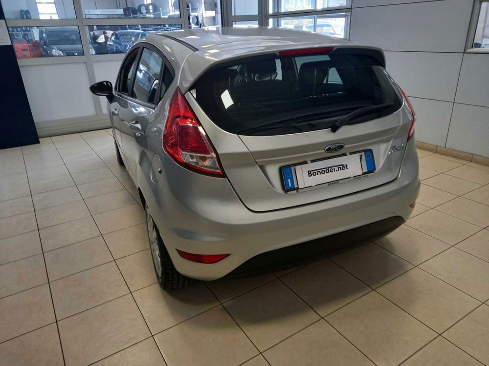 Ford Fiesta 1.2 82 CV 5 porte Titanium  del 2017 usata a Saronno (4)