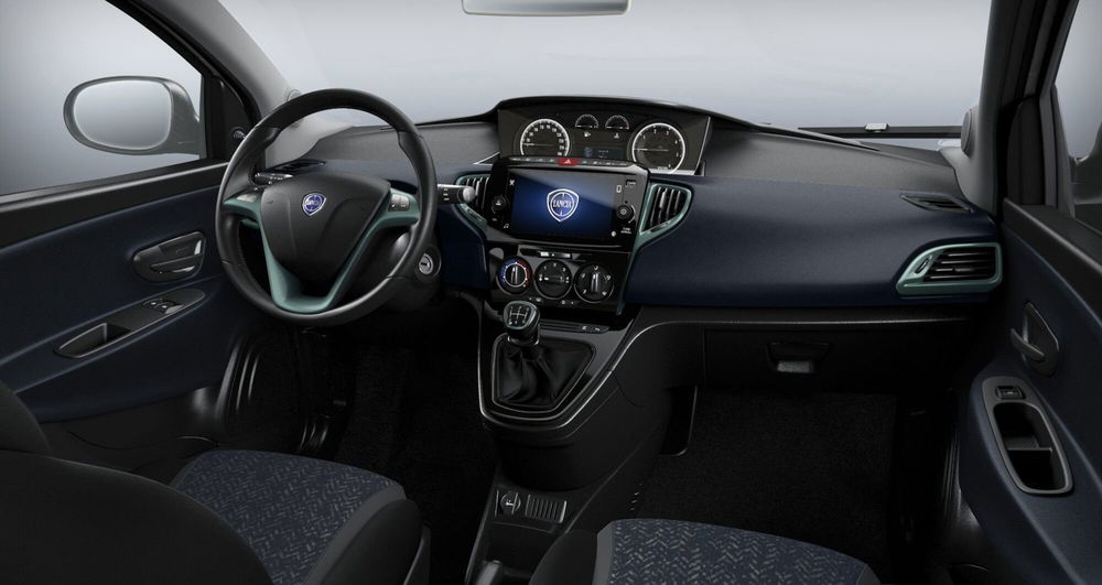 Lancia Ypsilon nuova a L'Aquila (4)