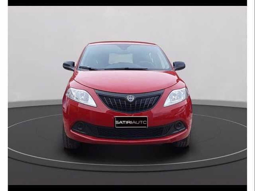 Lancia Ypsilon 1.0 FireFly 5 porte S&S Hybrid Ecochic Silver  nuova a Gualdo Tadino (2)