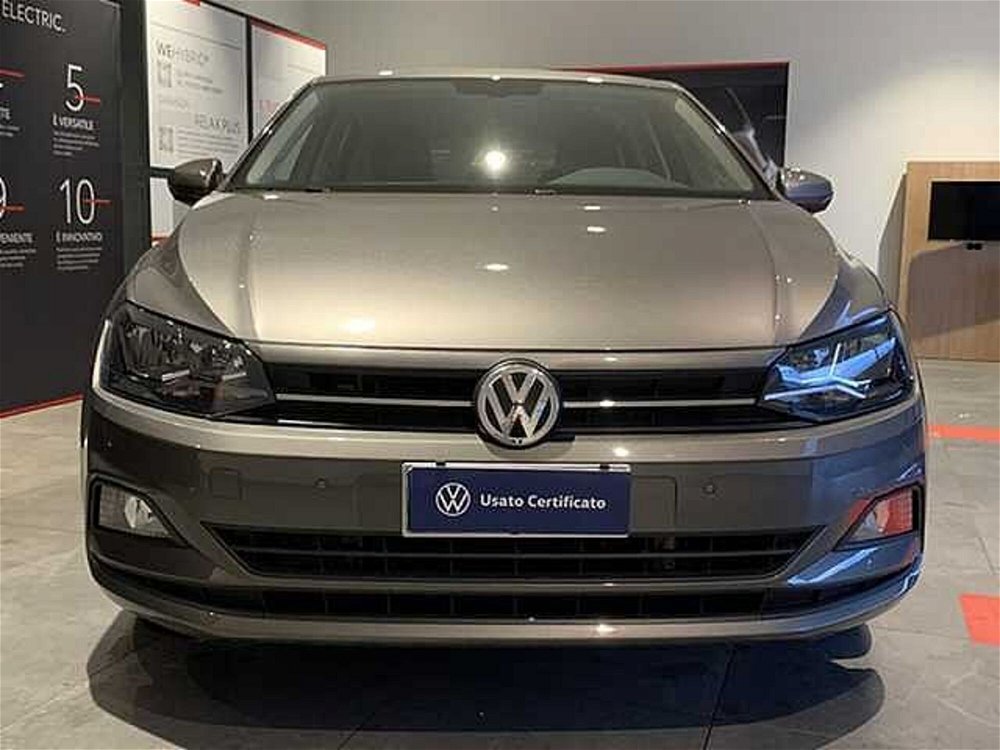 Volkswagen Polo 1.0 tsi Life 95cv del 2019 usata a Rende (3)