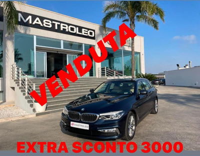 BMW Serie 5 Touring 520d xDrive  Luxury  del 2019 usata a Tricase