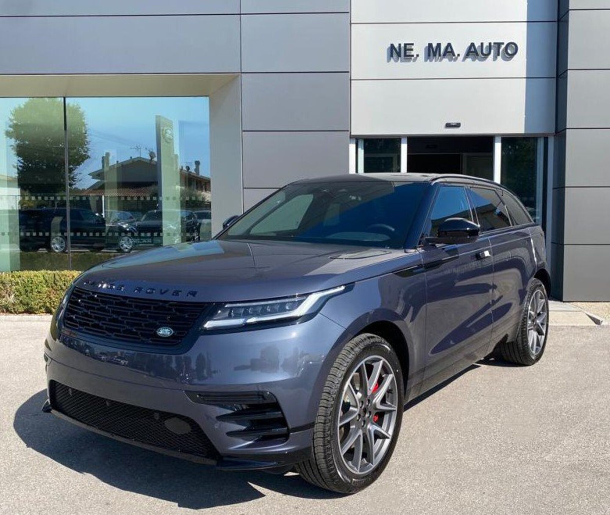 Land Rover Range Rover Velar 2.0 I4 PHEV 404 CV R-Dynamic HSE  nuova a Pontedera