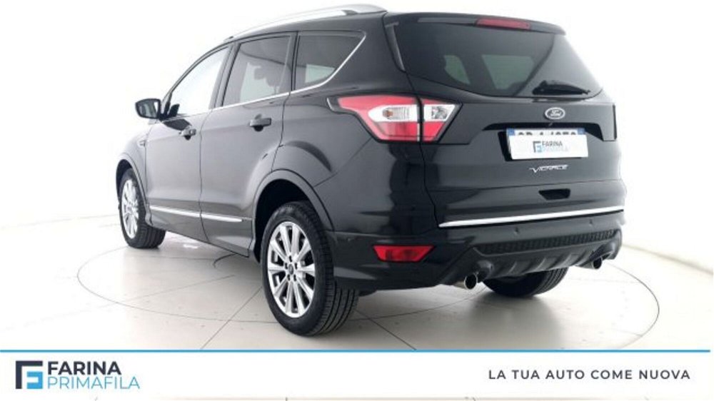 Ford Kuga 2.0 TDCI 180 CV S&S 4WD Vignale  del 2020 usata a Marcianise (3)