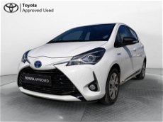 Toyota Yaris 1.5 Hybrid 5 porte Active del 2020 usata a Pisa