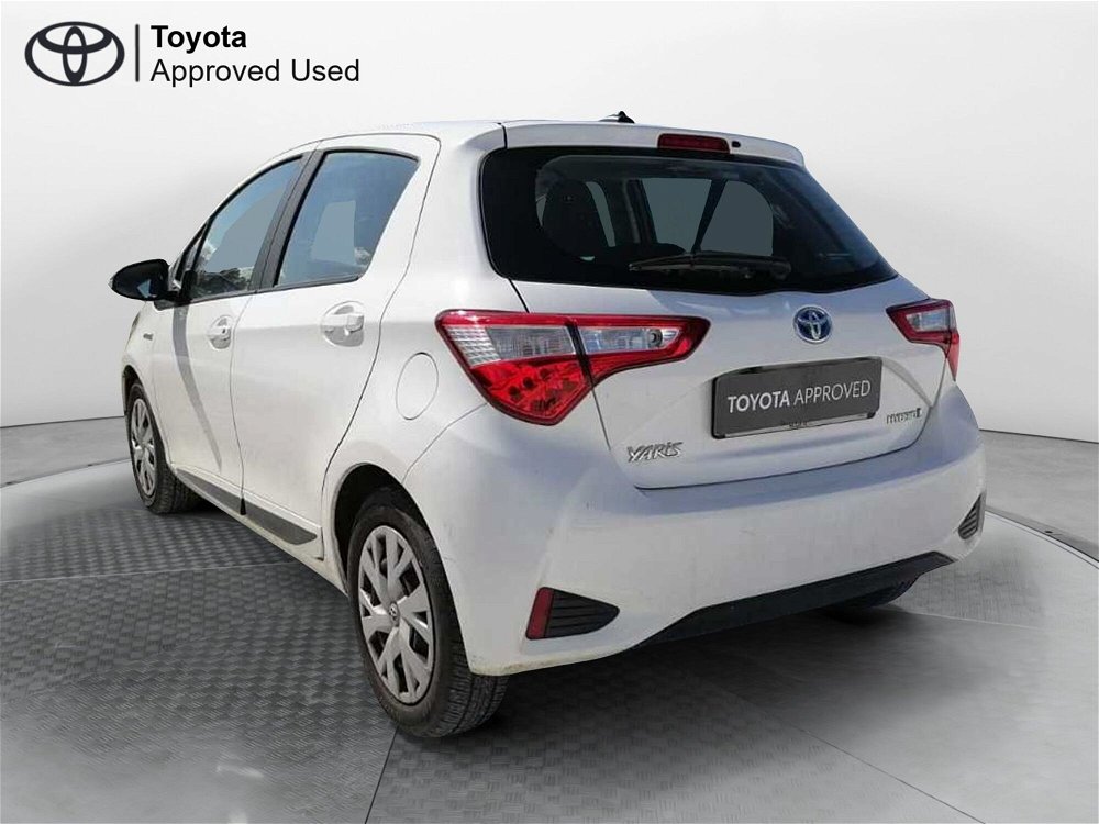 Toyota Yaris 1.5 Hybrid 5 porte Active  del 2020 usata a Pisa (3)