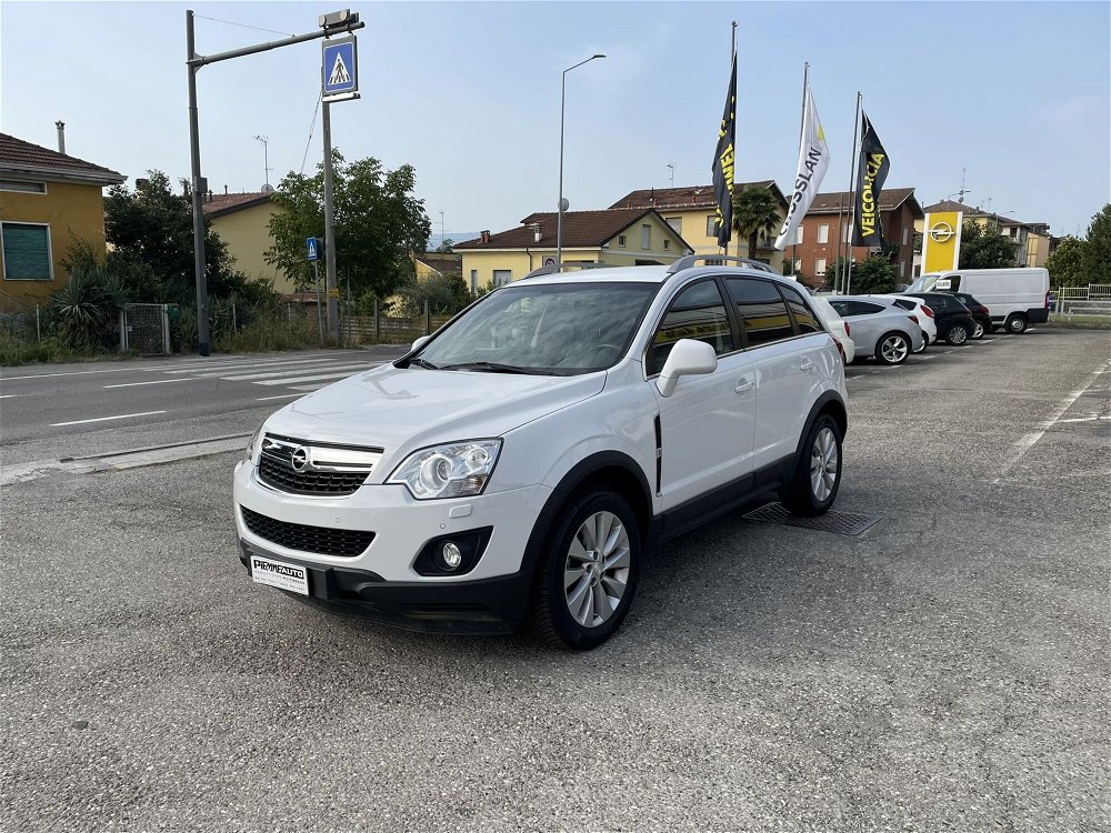 Opel Antara 2.0 CDTI 170CV Start&Stop Cosmo Plus del 2016 usata a Piacenza (2)