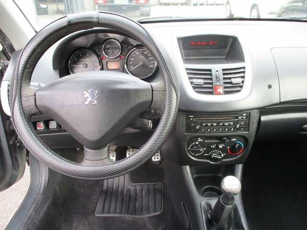 Peugeot 206 usata a Roma (10)