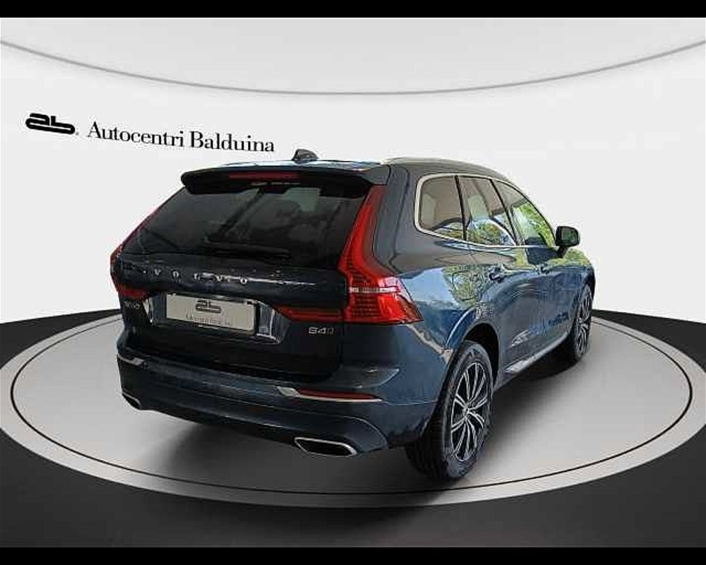 Volvo XC60 B4 Geartronic Inscription  del 2021 usata a Roma (4)