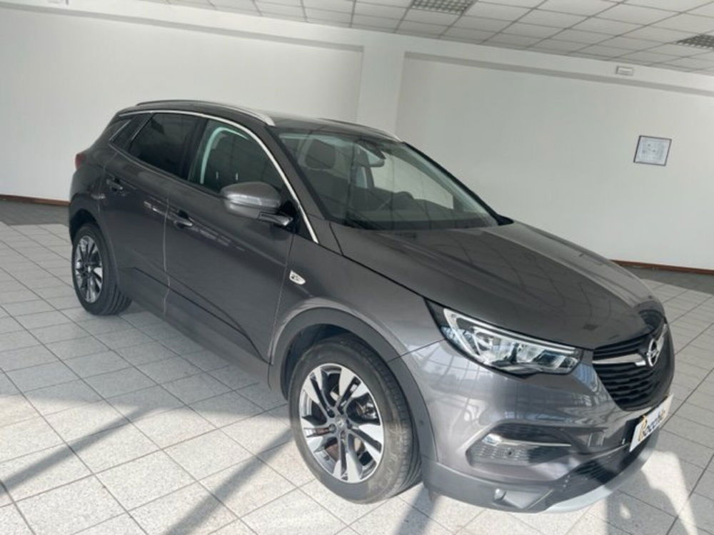 Opel Grandland X usata a Brescia (12)