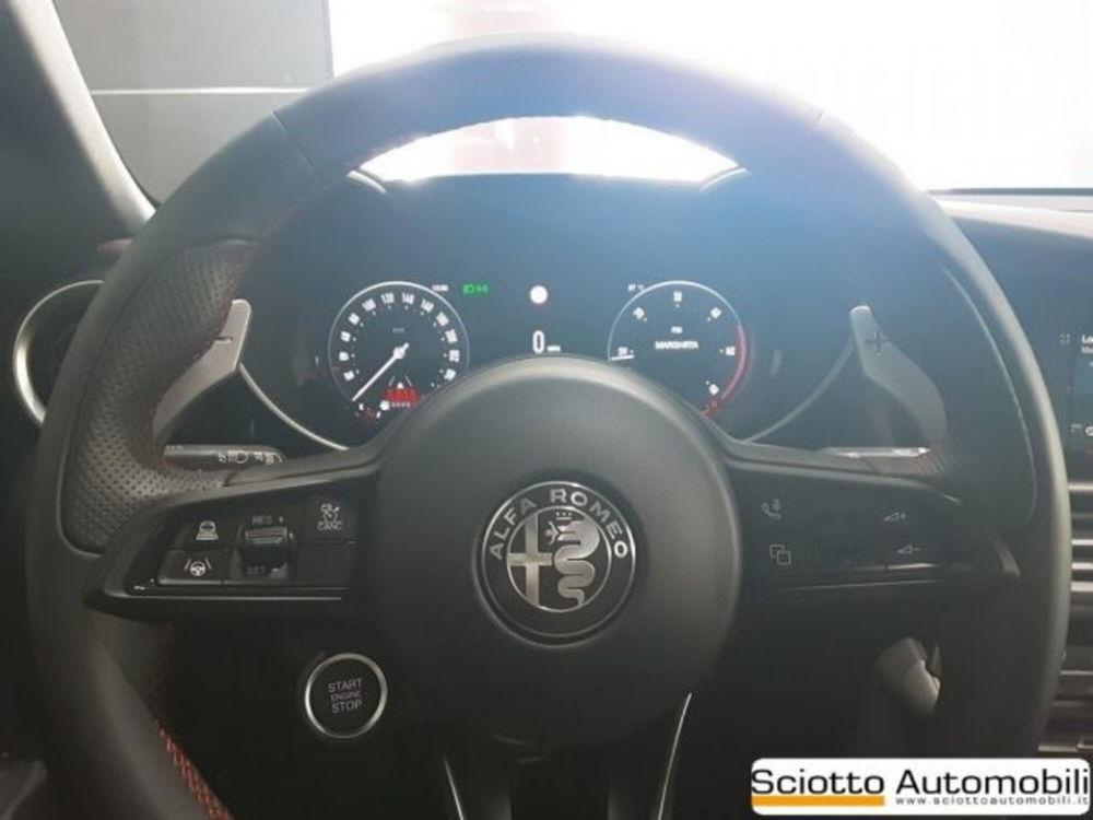 Alfa Romeo Giulia nuova a Messina (13)