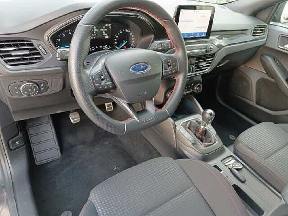 Ford Focus Station Wagon 1.0 EcoBoost 125 CV automatico SW ST-Line  del 2020 usata a Grumolo delle Abbadesse (5)