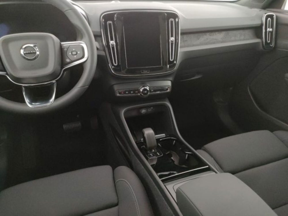 Volvo C40 nuova a Modena (14)