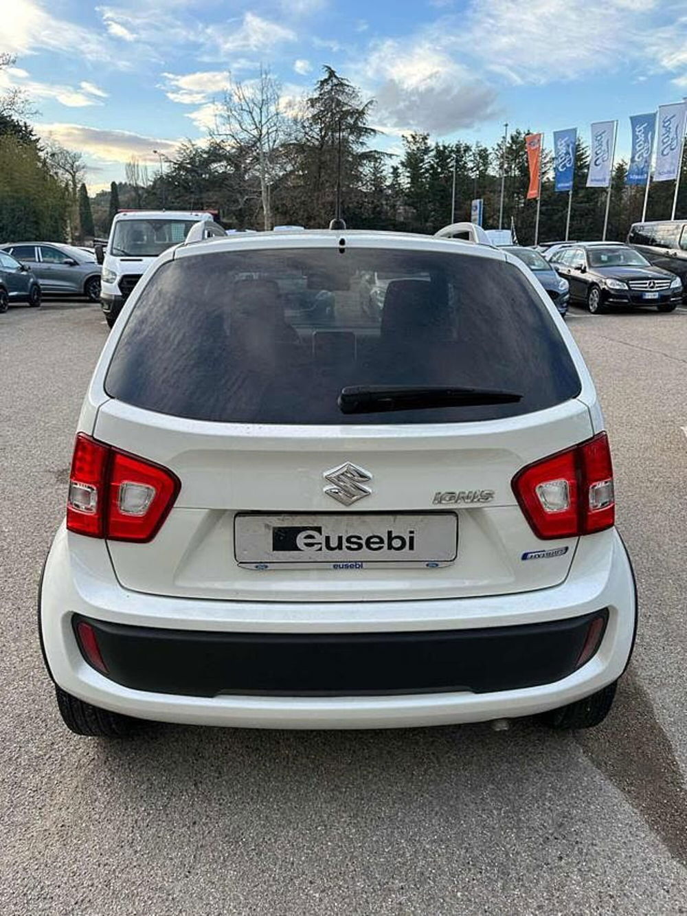 Suzuki Ignis usata a Pesaro-Urbino (8)