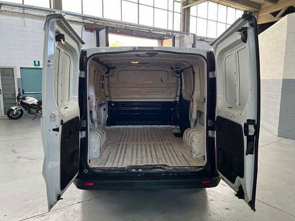 Renault Trafic Furgone usata a Milano (12)