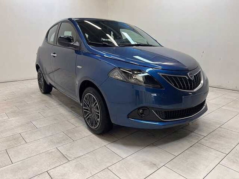 Lancia Ypsilon usata a Cuneo (3)