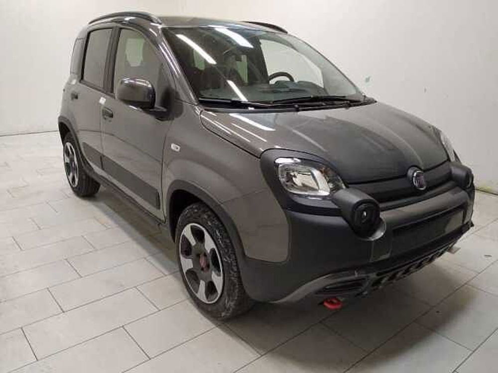 Fiat Panda Cross 1.0 firefly hybrid Cross s&s 70cv 5p.ti nuova a Cuneo (3)