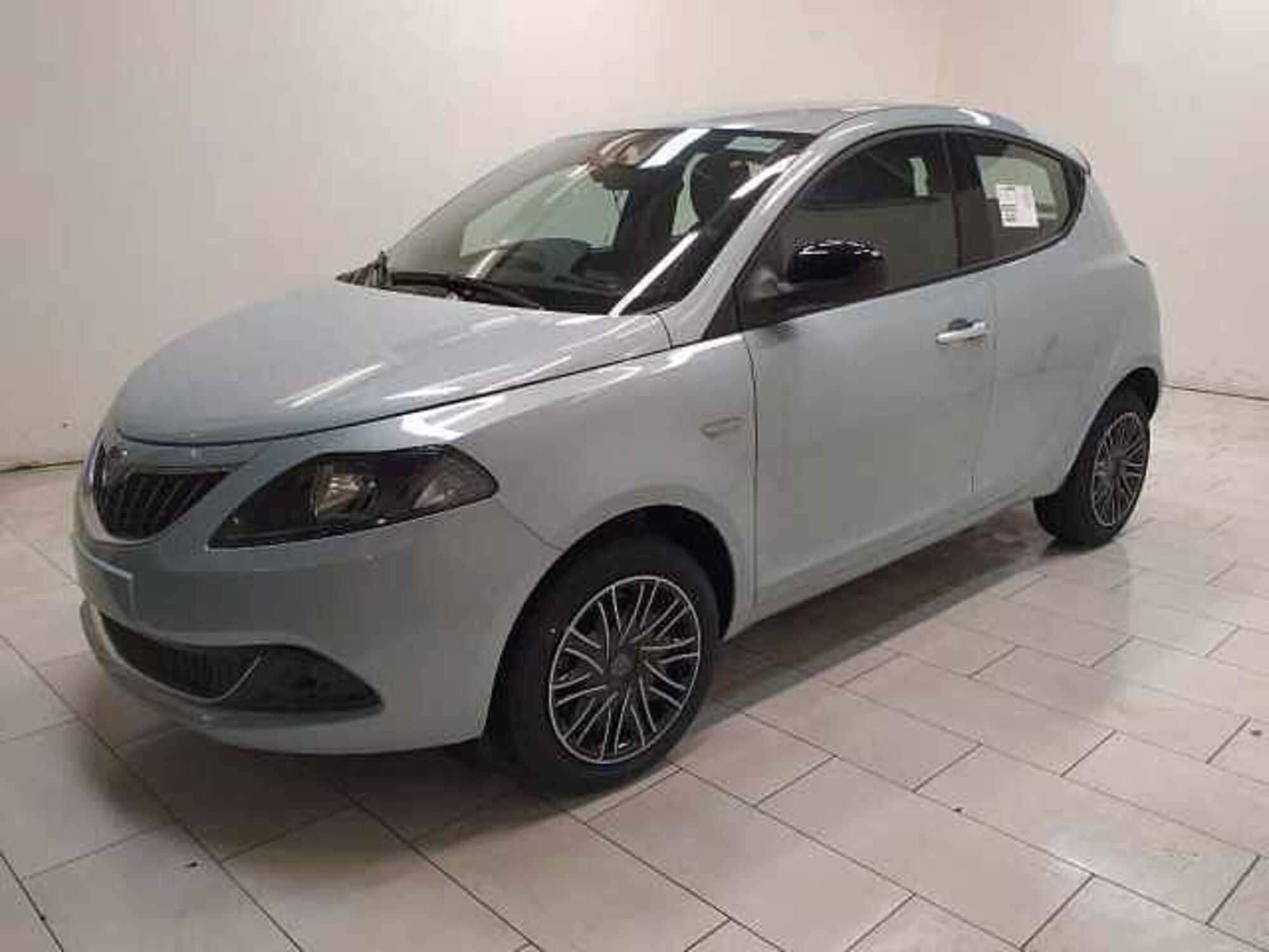 Lancia Ypsilon 1.2 69 CV 5 porte GPL Ecochic Gold  nuova a Cuneo