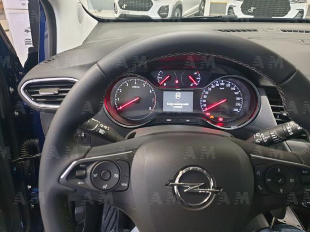 Opel Crossland nuova a Verona (10)