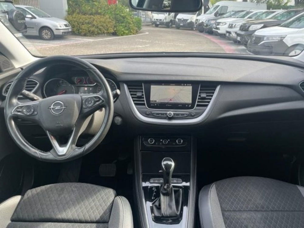 Opel Grandland X usata a Modena (13)